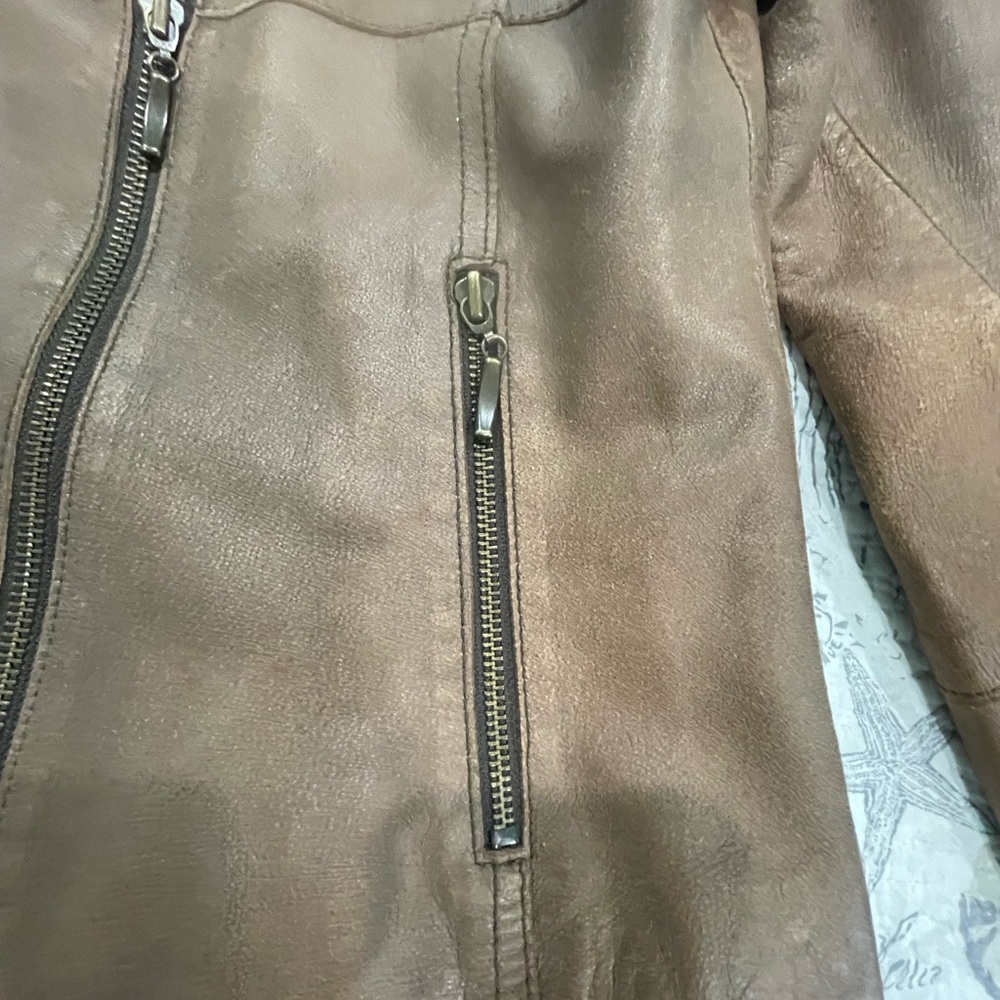 Context Tan Leather Jacket - Picture 5 of 7